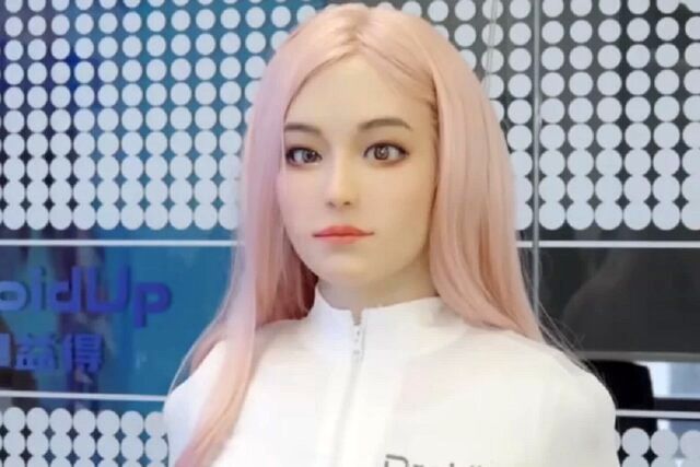 «مویا» رباتی که باور نمی‌کنید انسان نباشد