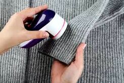 چگونه پرز را از روی پالتو و کت فوتر از بین ببریم؟ 