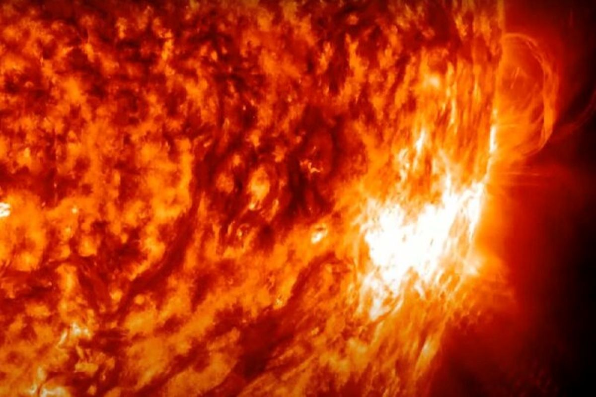 مقایسه بزرگی زمین در برابر یک شراره خورشیدی/ مقیاسی از عظمت ستاره منظومه ما/ ویدئو