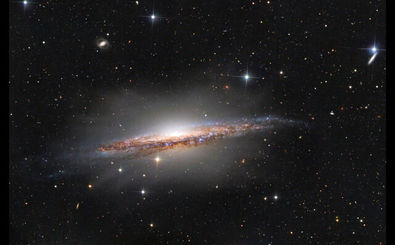 عکس روز ناسا از یک کهکشان مارپیچی