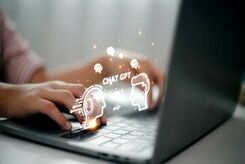 این کفش های عجیب را هوش مصنوعی طراحی کرده!/ تصاویر
