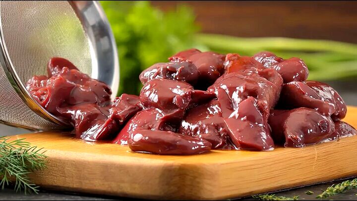 مصرف جگر مرغ برای سالمندان مفید است یا مضر؟/ پاسخ یک متخصص
