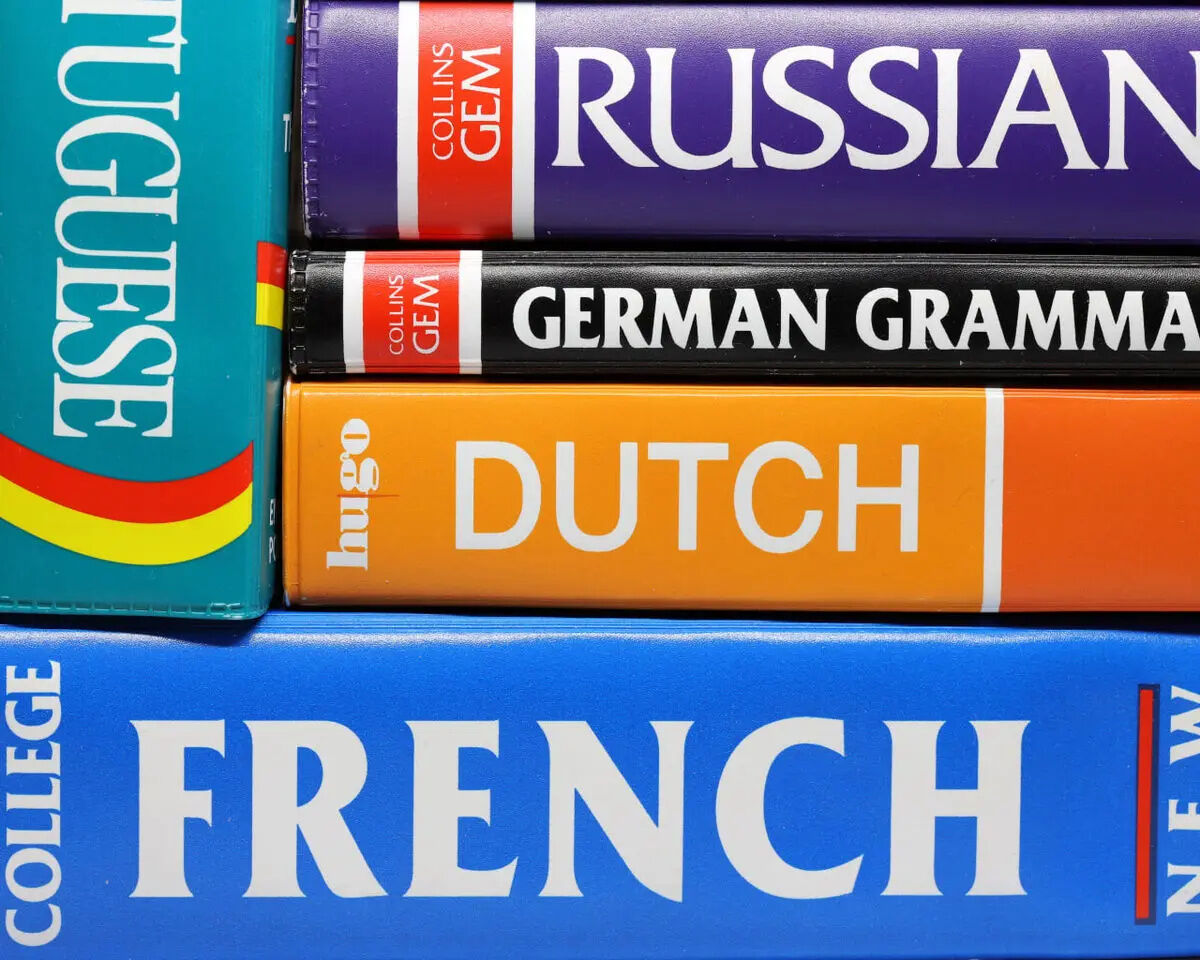 یادگیری یک زبان دیگر ظاهراً روند پیری مغز را کند می‌کند 