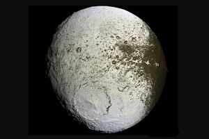 عکس روز ناسا از سومین قمر بزرگ زحل