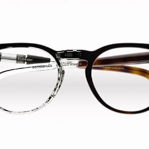 عینک هوشمندی که با دنبال‌کردن جهت نگاه، فوکوسش را تنظیم می‌کند