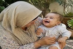 فرمول خنک شدن در روزهای داغ؛ لباس‌های مناسب نوزادان و سالمندان