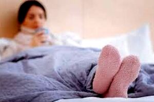 خوابیدن با لباس گرم چه تاثیراتی روی بدن ما دارد؟ 