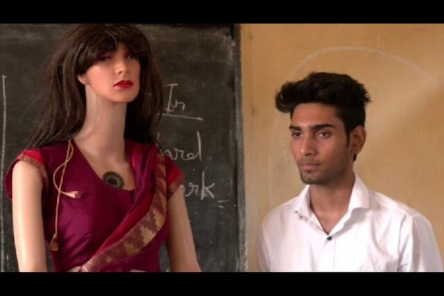 دانش‌آموز ۱۷ ساله هندی یک آموزگار رباتیک ساخت