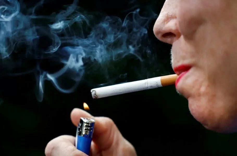 تحقیق جدید: اثر مخرب رفتار‌های ناسالم مانند سیگار کشیدن از ۳۶ سالگی آشکار می‌شود