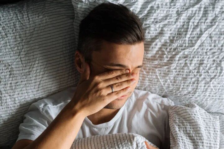 راهکاری ساده برای فعال نگه داشتن مغز پس از یک خواب بد شبانه