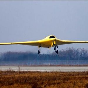 اولین پرواز موفق پهپاد جاسوسی رادارگریز چین با سرعت ۱۰۰۰ کیلومتر در ساعت