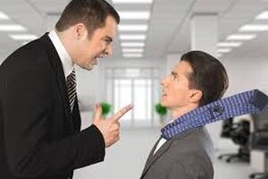 چگونه خشم و عصبانیت از کارفرما را مدیریت کنیم؟ 5 درس که هر کارمندی باید بیاموزد
